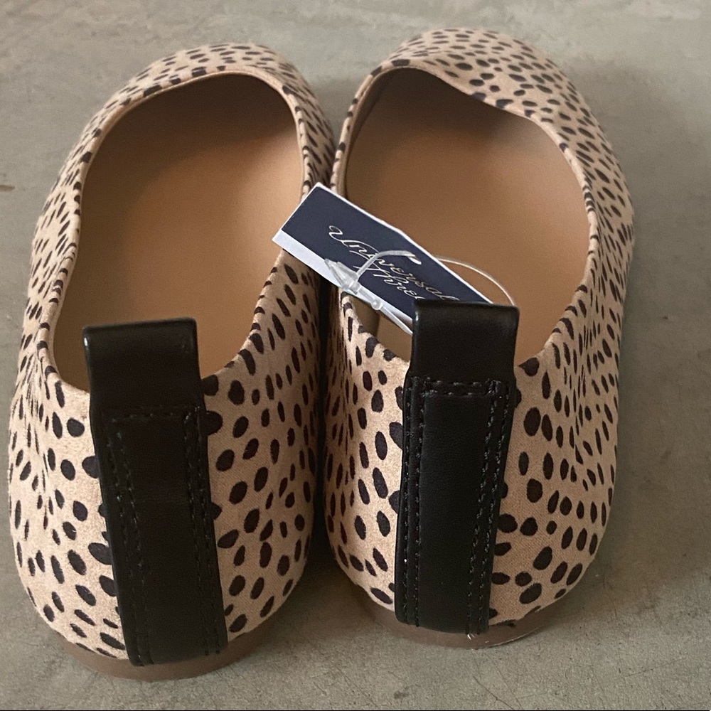 Uninersal thread Cheetah print flats - Picture 4 of 4